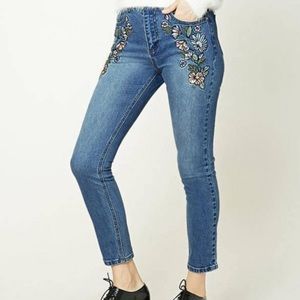 Floral Embroidered Jeans Forever 21